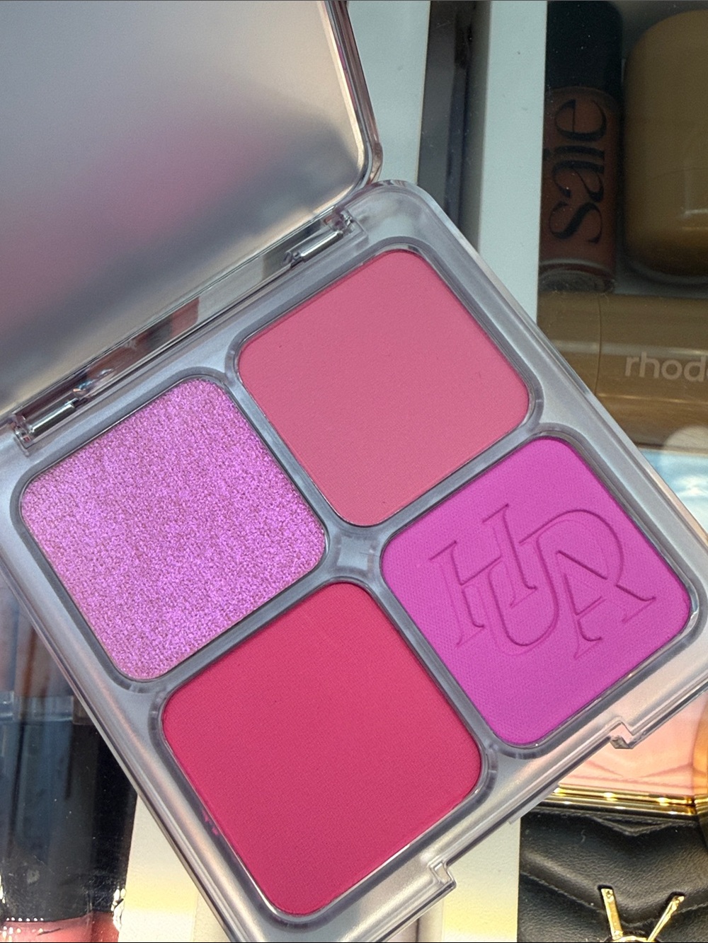 HUDA BEAUTY Pink & Magenta Blush Quad
